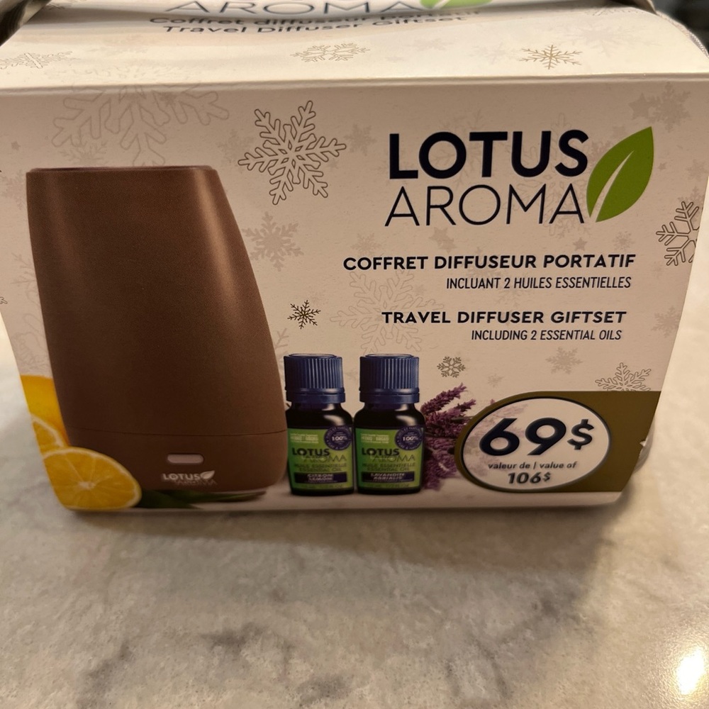 Travel Lotus Aroma essential oil diffuser with 2 oils